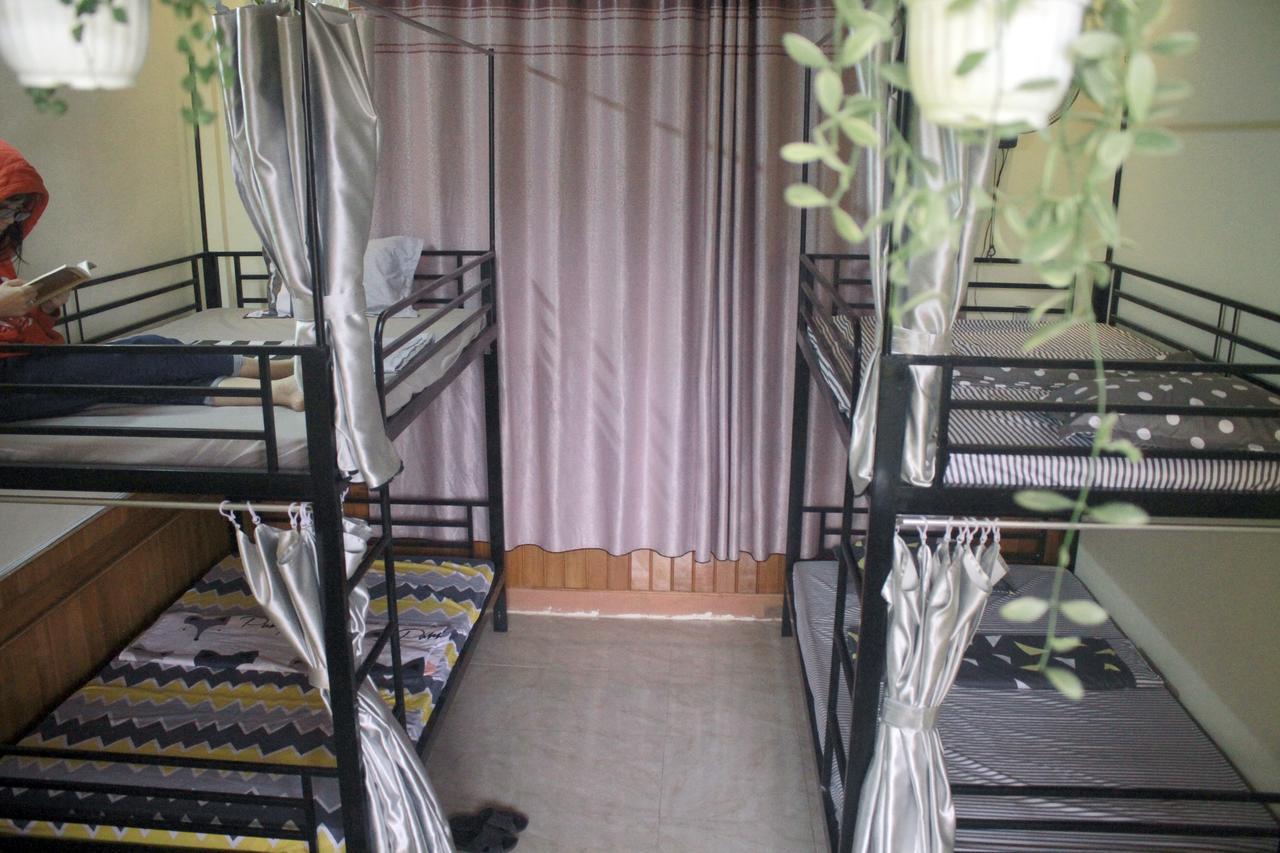 Adam Eva Homestay Dong Hoi Exteriör bild